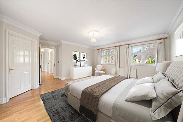 5 Bedroom Detached House To Rent In Hill Close, Cobham, Surrey, KT11