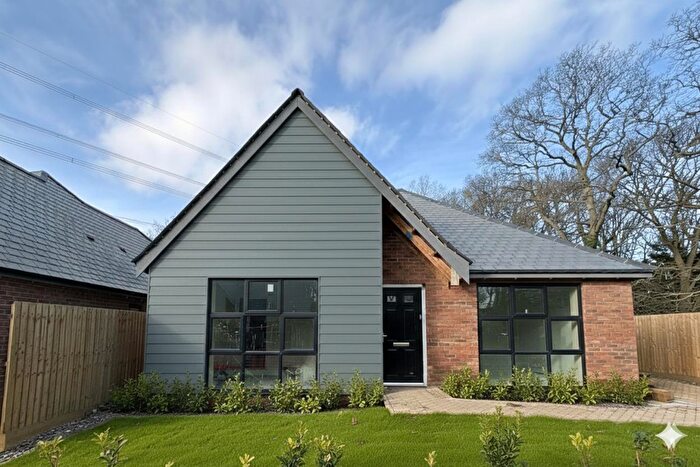 3 Bedroom Detached Bungalow For Sale In Speyside Close, Titchfield, Fareham, PO15