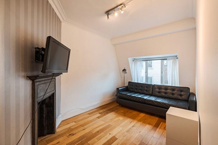 2 Bedroom Flat To Rent In York Buildings, Leicester Square, London, WC2N