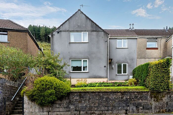 3 Bedroom Semi-Detached House For Sale In Cymmer, Port Talbot, SA13