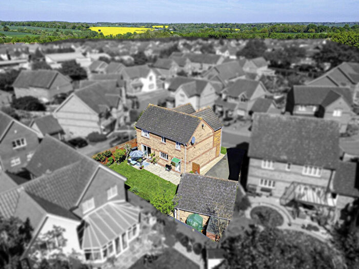 4 Bedroom Detached House For Sale In Willingale Road, Braintree, CM7