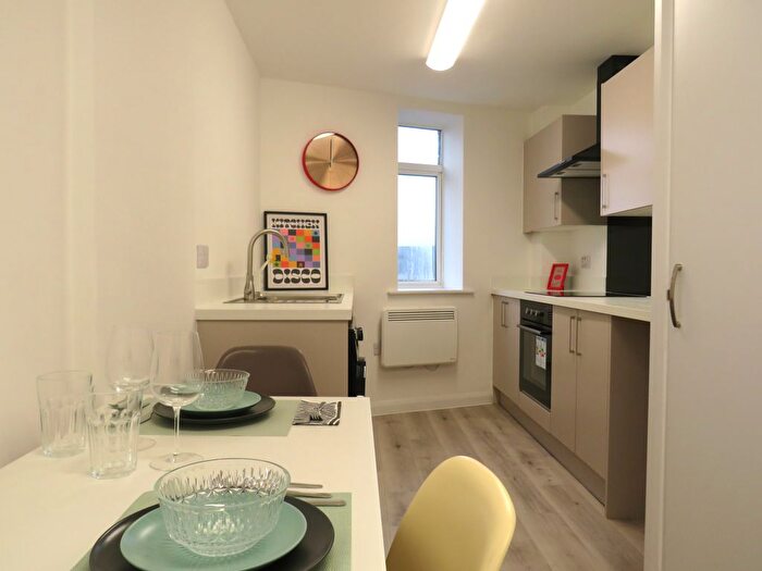 2 Bedroom Flat To Rent In Mill Street, Cannock, WS11