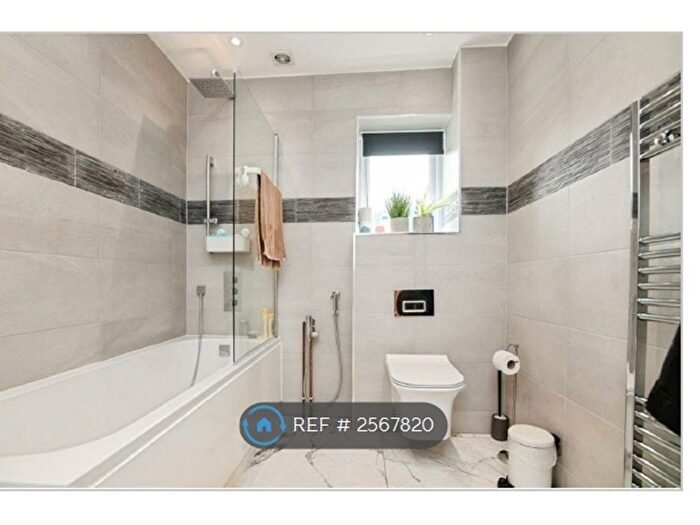 4 Bedroom Detached House To Rent In Lighthorne Road, Solihull, B91