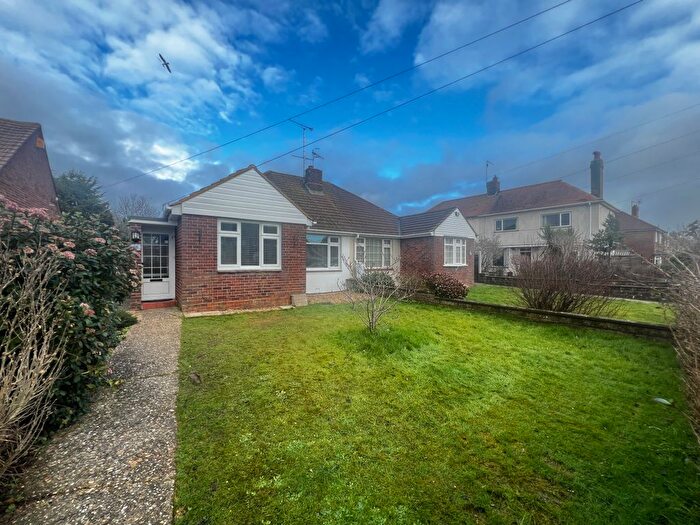 2 Bedroom Semi-Detached Bungalow To Rent In Wiston Avenue, Broadwater, Worthing, BN14