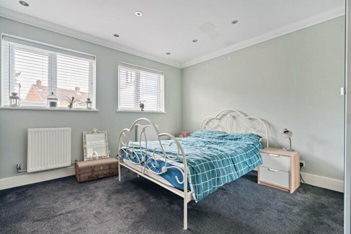 4 Bedroom Detached House For Sale In Meadow Crescent, Upper Halling, Rochester, ME2