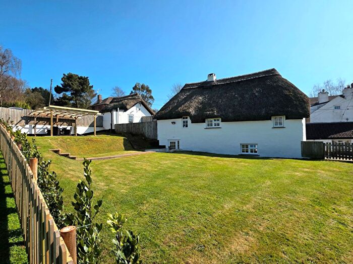 3 Bedroom Detached House For Sale In Stokeinteignhead, Newton Abbot, TQ12