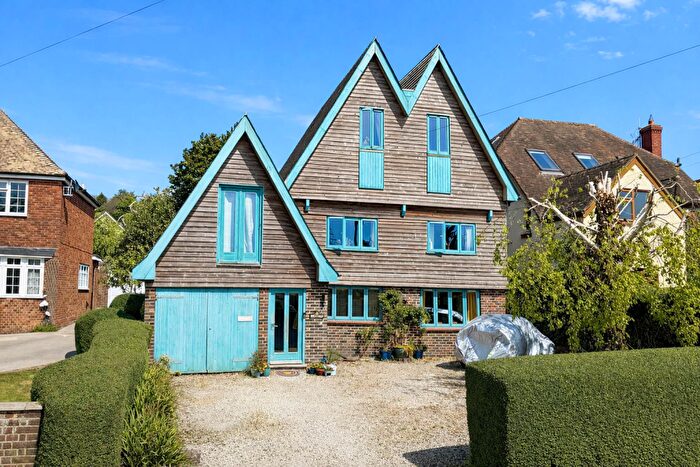 4 Bedroom Detached House For Sale In Cliff Road, Hythe, CT21