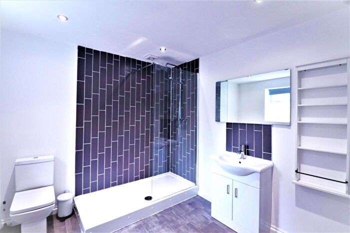 1 Bedroom Terraced House To Rent In Carlyle Road, Birmingham, B16