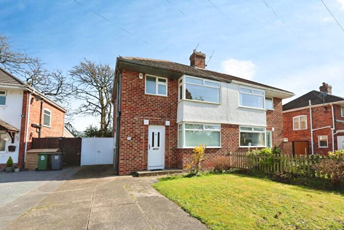 3 Bedroom Semi-Detached House For Sale In Firs Avenue, Bebington, CH63