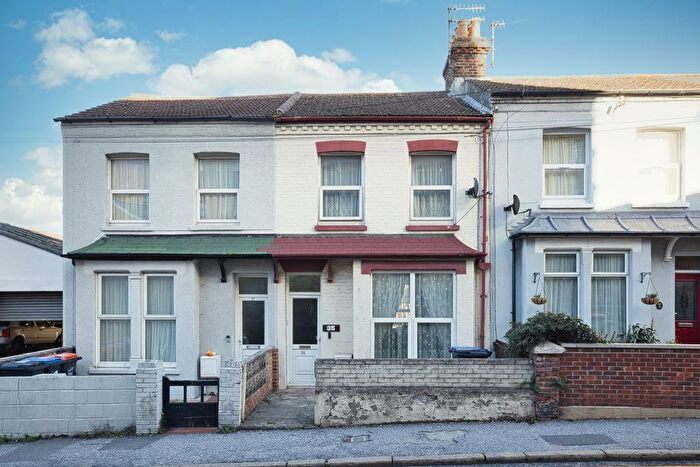 2 Bedroom Terraced House For Sale In Margate Road, Ramsgate, CT11