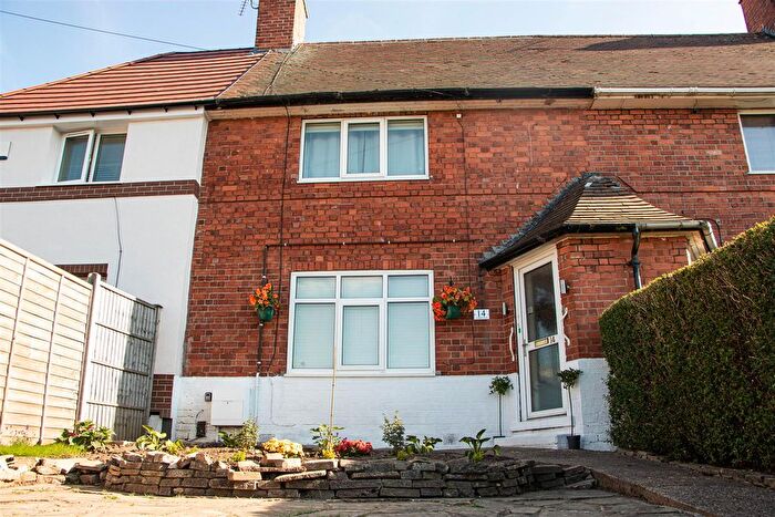 3 Bedroom Terraced House To Rent In Langdale Road, Nottingham, NG3