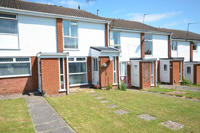 2 Bedroom Terraced House For Sale In Rose Close, Rothwell, Kettering, NN14