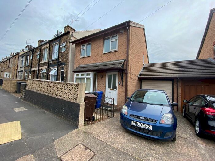 3 Bedroom House To Rent In City Road, Sheffield, S2