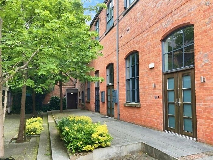 1 Bedroom Flat For Sale In New Street, Hinckley, LE10