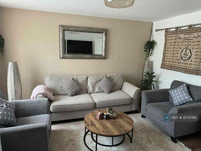 3 Bedroom Terraced House To Rent In Anjou Terrace, Whitehouse, Milton Keynes, MK8