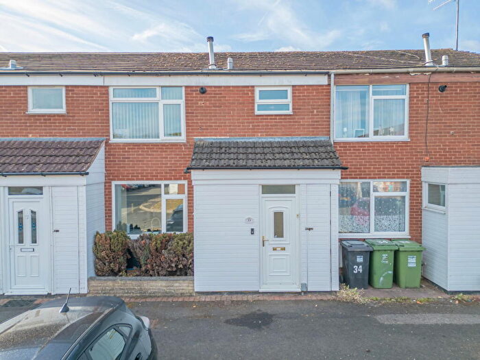 3 Bedroom Terraced House For Sale In Kineton Close, Matchborough West, Redditch, B98