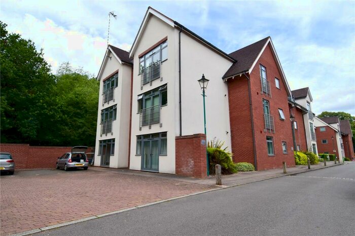 2 Bedroom Apartment To Rent In Middlepark Drive, Northfield, Birmingham, B31
