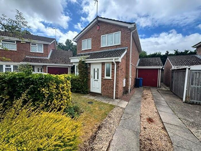 3 Bedroom Detached House To Rent In Radipole Road, Poole, BH17
