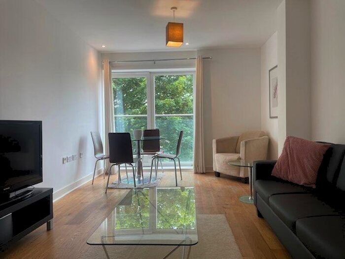 1 Bedroom Flat To Rent In Forge Square, London, E14