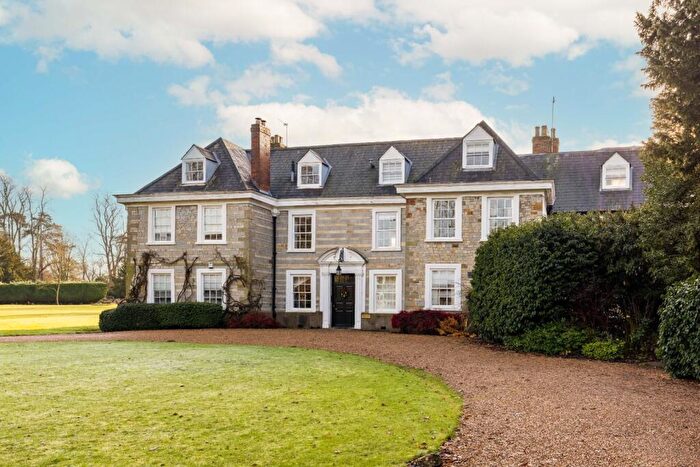 2 Bedroom Apartment To Rent In Ladbroke, Southam, Warwickshire, CV47