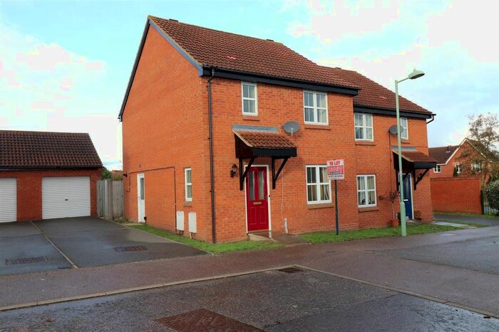 3 Bedroom Semi-Detached House To Rent In Clearwing Close, Pinewood, Ipswich, Suffolk, IP8