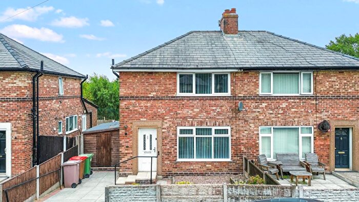 3 Bedroom Semi-Detached House For Sale In Marsden Avenue, St. Helens, WA10