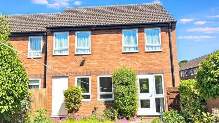 2 Bedroom Semi-Detached House For Sale In Beloe Avenue, Norwich, NR5