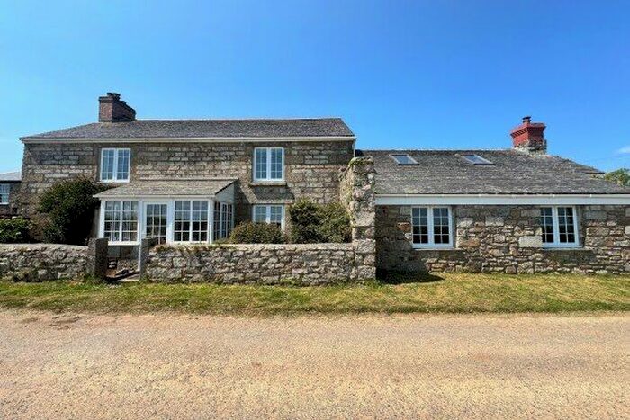4 Bedroom Property To Rent In Tregassack Road, Penzance, TR20