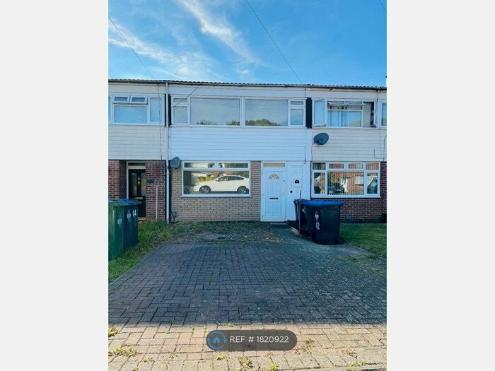 3 Bedroom Terraced House To Rent In Parkfield Road, Rugby, CV21