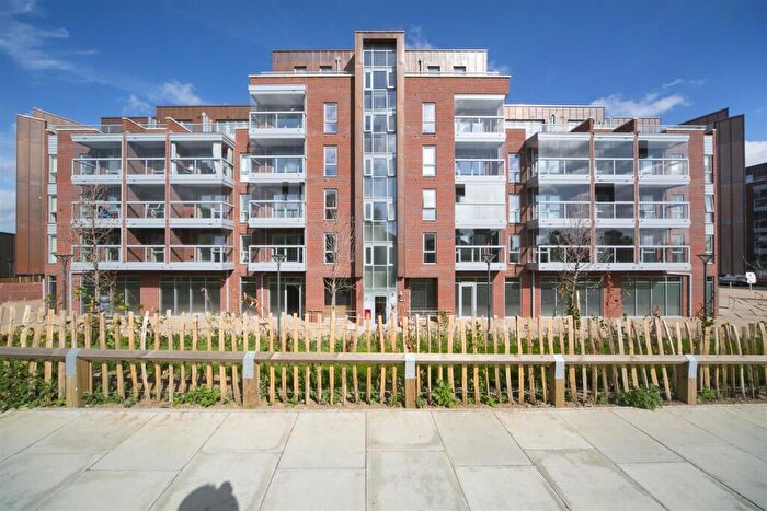 2 Bedroom Apartment To Rent In Burnell Building, Wilkinson Close, Cricklewood, NW2