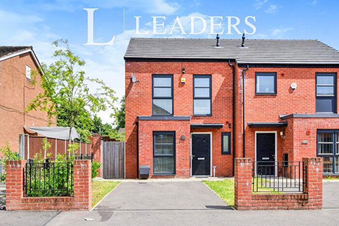 2 Bedroom House To Rent In Naylor Street, M40