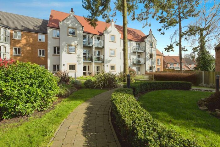 2 Bedroom Flat For Sale In Welford Road, Northampton, NN2