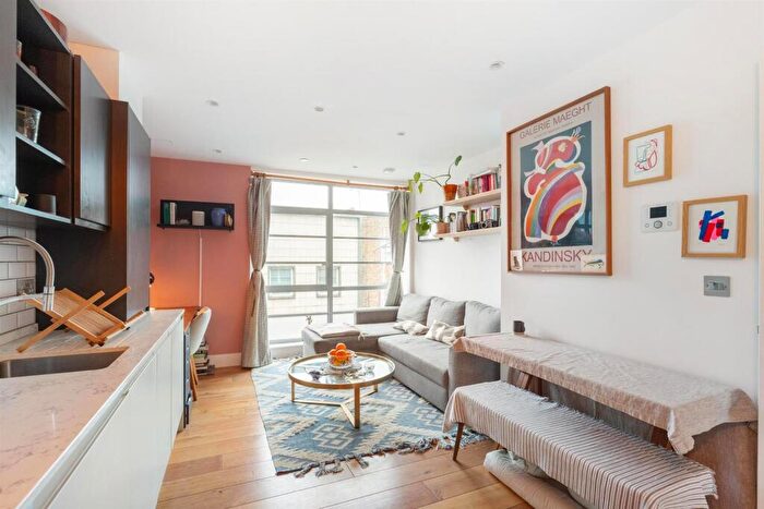 1 Bedroom Flat For Sale In Highshore Road, Peckham, London, SE15