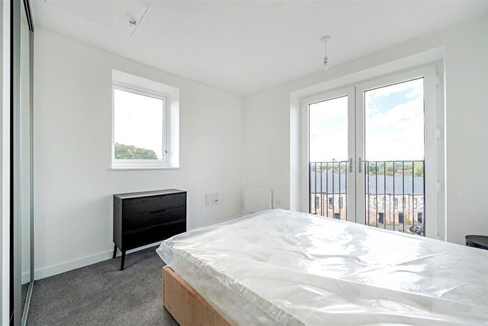 2 Bedroom Flat To Rent In Belgrave Village, Eden Avenue, Birmingham, B12