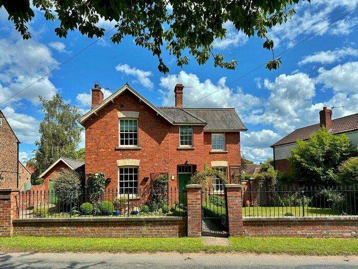 3 Bedroom Detached House For Sale In Tollerton Lane, Newton On Ouse, York, YO30