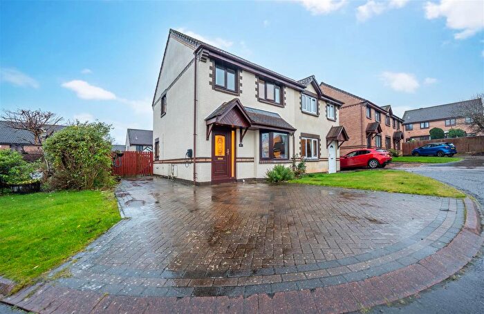 3 Bedroom Semi-Detached House For Sale In Thriepland Wynd, Perth, PH1