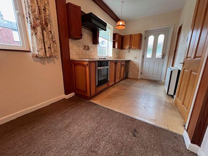 2 Bedroom Semi-Detached House For Sale In South End, Broadgate, Preston, PR1