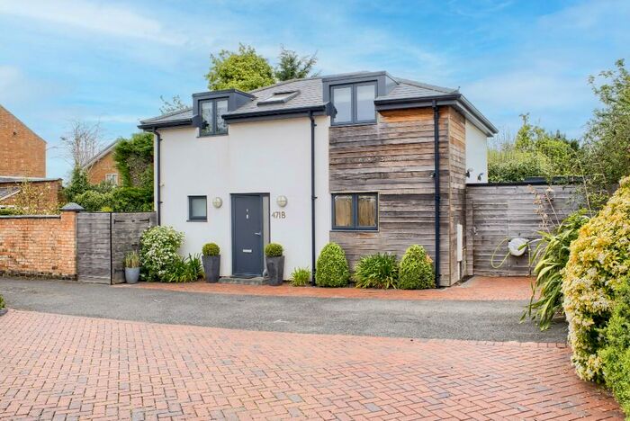 3 Bedroom Detached House To Rent In Tachbrook Road, Leamington Spa, Warwickshire, CV31