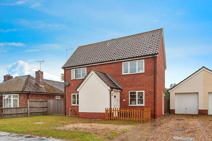 3 Bedroom Detached House For Sale In Cromwell Road, Weeting, IP27