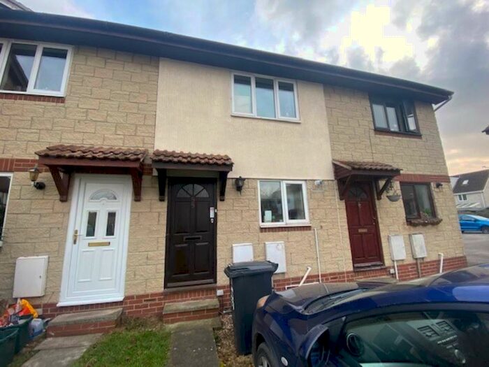 2 Bedroom House To Rent In Appletree Court, Worle, Weston-super-Mare, BS22