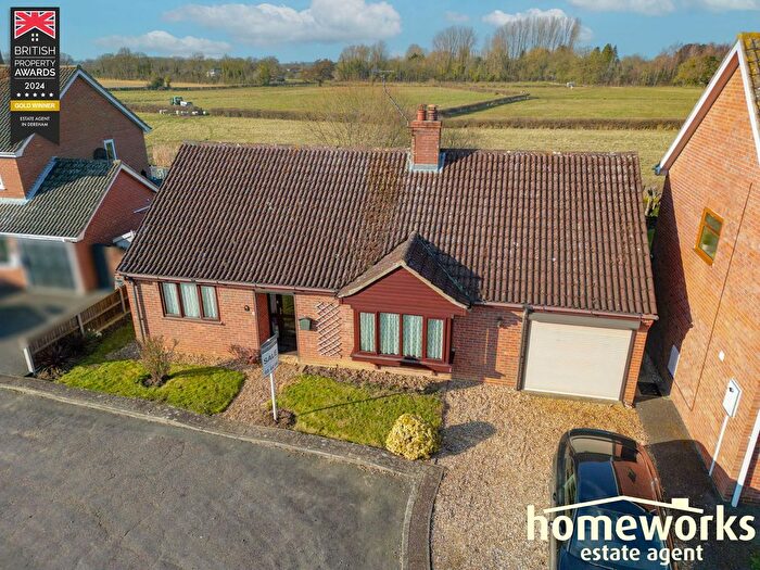 3 Bedroom Bungalow For Sale In Moorfield Road, Mattishall, Dereham, NR20