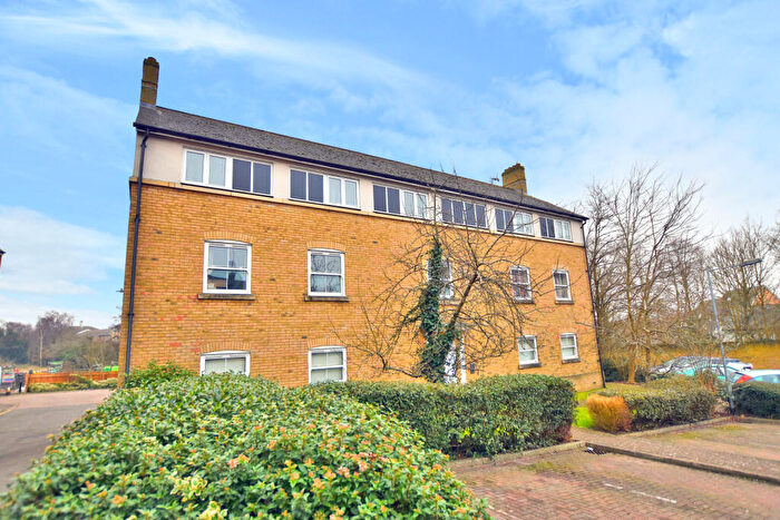 2 Bedroom Apartment To Rent In Holden Close, Braintree, Essex, CM7