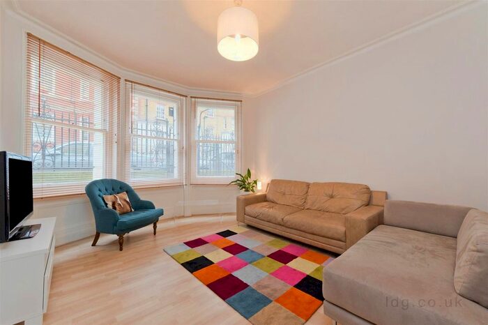 2 Bedroom Flat To Rent In Ridgmount Gardens, Bloomsbury, WC1E