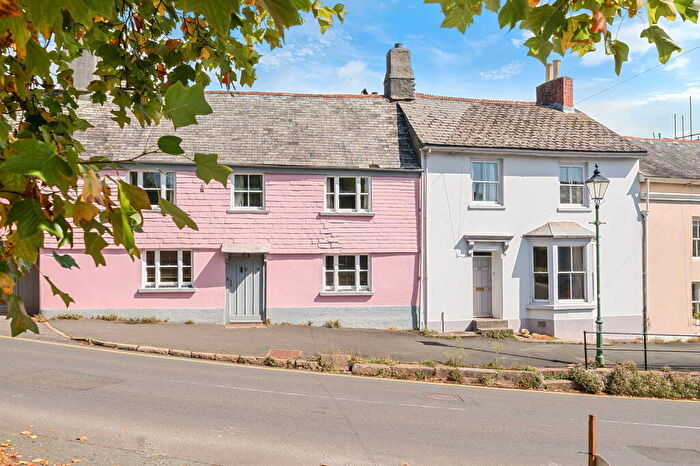 8 Bedroom Terraced House For Sale In Church Street, Modbury, Devon, PL21
