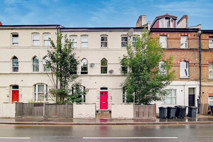 1 Bedroom Flat To Rent In Penge Road, London, SE25