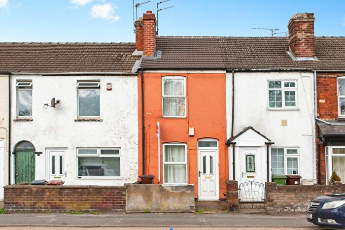 2 Bedroom Terraced House For Sale In Newark Road, Lincoln, Lincolnshire, LN5