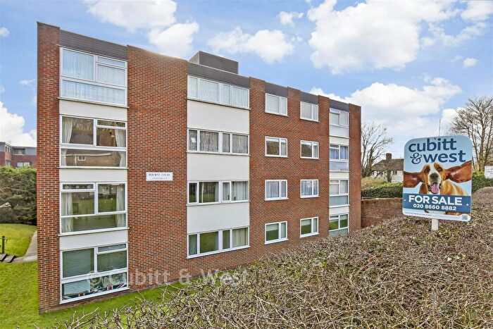 2 Bedroom Flat For Sale In Pampisford Road, Purley, Surrey, CR8