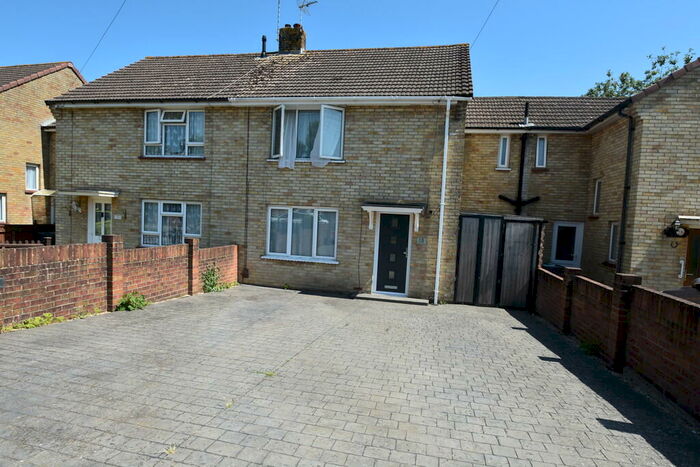 3 Bedroom End Of Terrace House To Rent In Kelly Road, Waterlooville, PO7