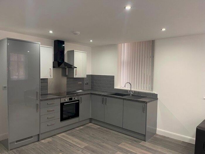 1 Bedroom Flat To Rent In Peckover Street, Bradford BD1