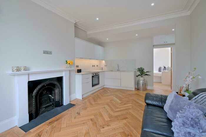 1 Bedroom Flat To Rent In Lamond Place, First Right, AB25